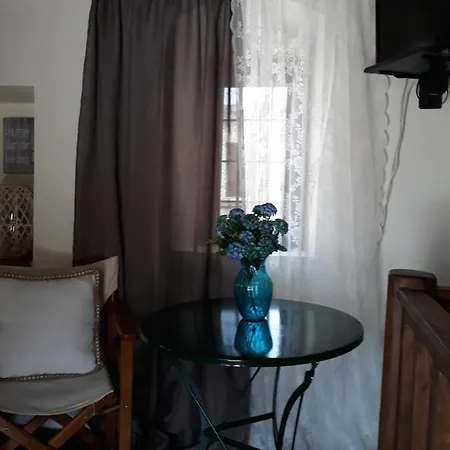 בקתה Koutouloufari Cosy Cretan *