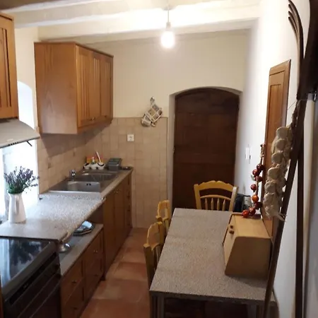 Koutouloufari Cosy Cretan בקתה הרסוניסוס