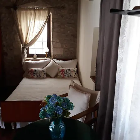 Koutouloufari Cosy Cretan בקתה