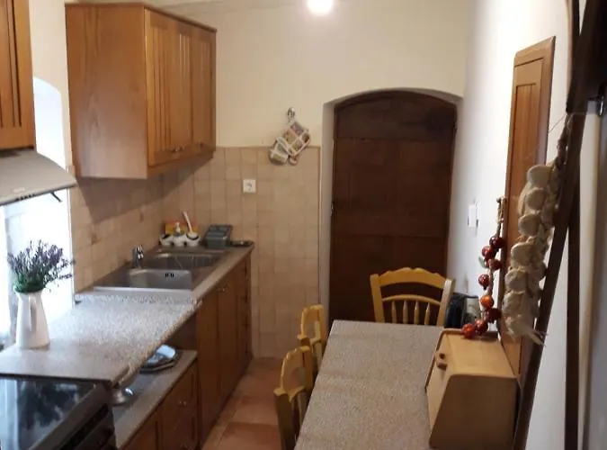 Koutouloufari Cosy Cretan Alpehytte Hersonissos (Crete)