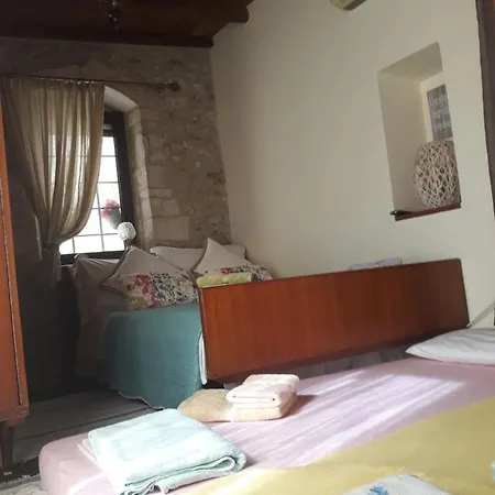 Koutouloufari Cosy Cretan *