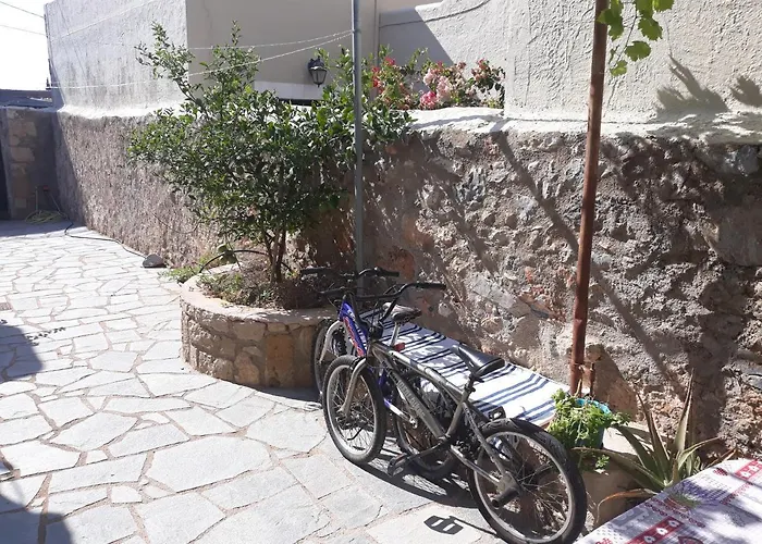 Koutouloufari Cosy Cretan Hersonissos (Crete)